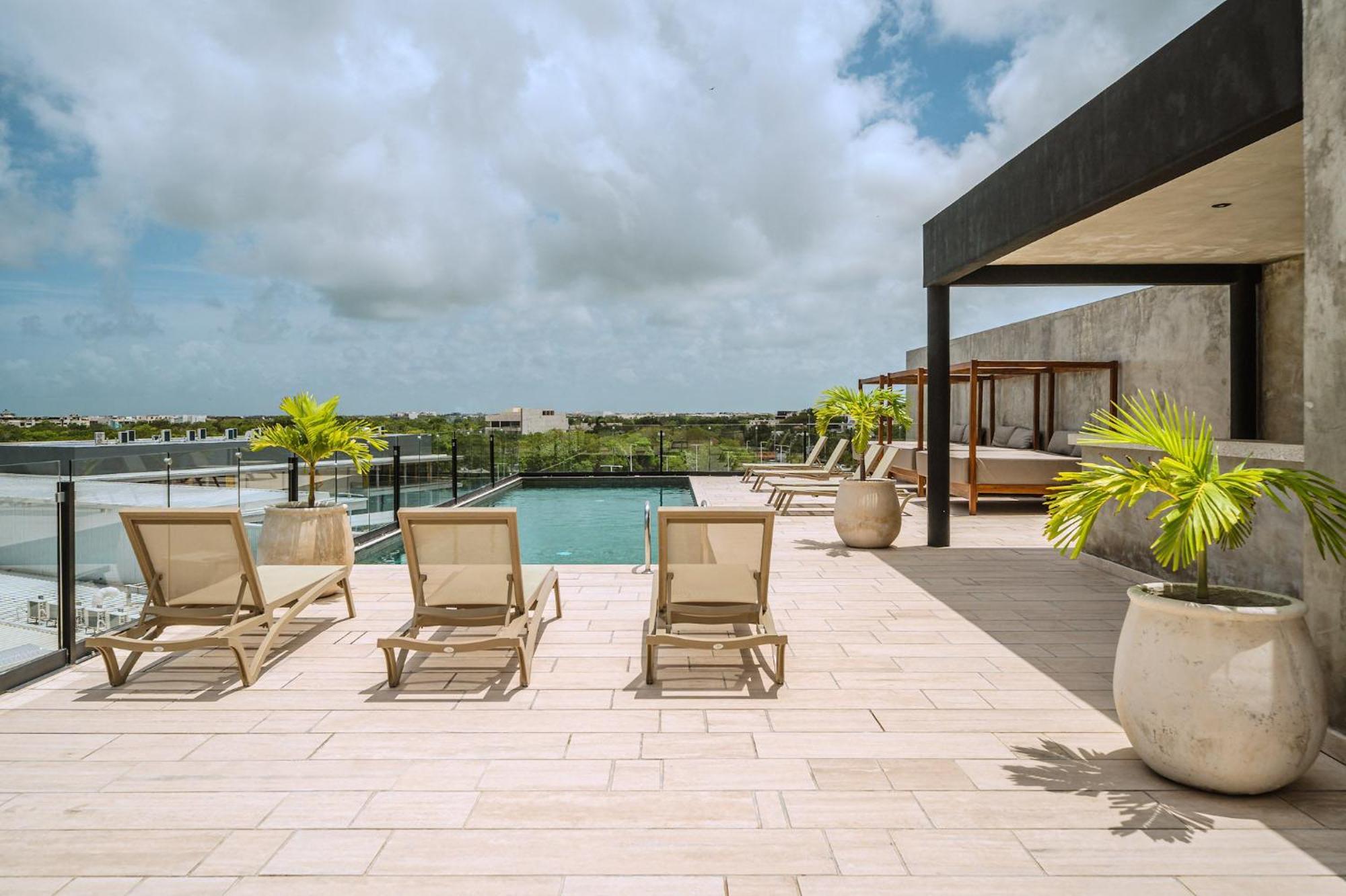 Appartement Stylish Ph With Private Pool-gym-superstore